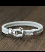 Grijze touw armband met zilveren sluiting, Ophalen of Verzenden, Zo goed als nieuw, Grijs, Staal
