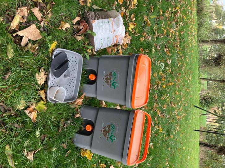 2 bokashi emmers en toebehoren, Tuin en Terras, Aarde en Mest, Overige typen, Ophalen