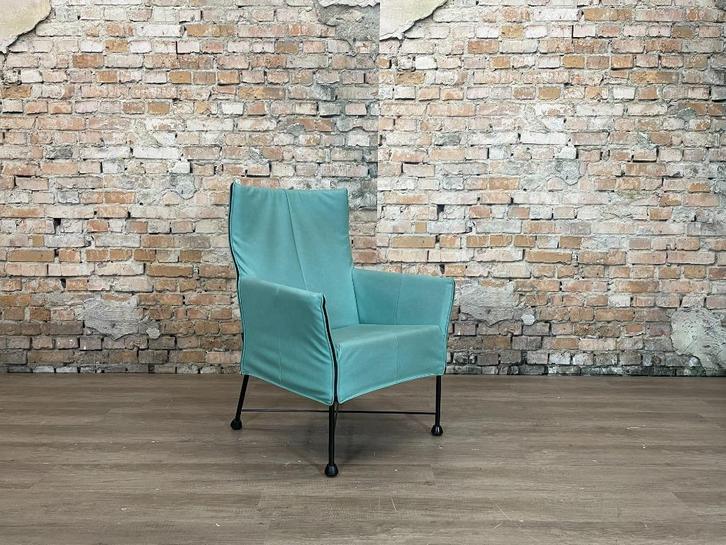 Montis Charly zeeblauw bij TheReSales, Huis en Inrichting, Fauteuils, Zo goed als nieuw, Kunststof, Metaal, Stof, 50 tot 75 cm