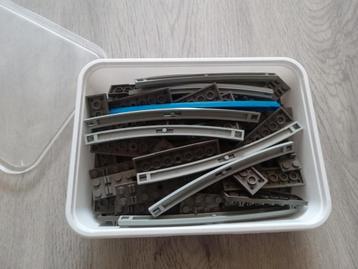 Partijtje oude LEGO rails  beschikbaar voor biedingen