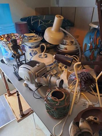 vintage en curiosa beschikbaar voor biedingen