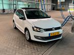Volkswagen Polo 1.4 63KW AUT 2011 Wit, Auto's, 4 cilinders, Wit, 39 €/maand, 1000 kg