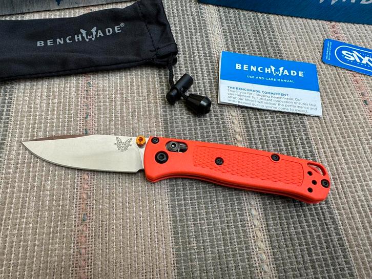 Benchmade Mini Bugout 533 Orange EDC Pocket Knife Zakmes Mes, Caravans en Kamperen, Kampeergereedschap, Nieuw, Ophalen of Verzenden