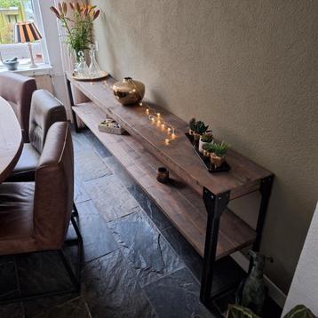 Industriële Wandmeubel Sidetable XXL 260cm beschikbaar voor biedingen