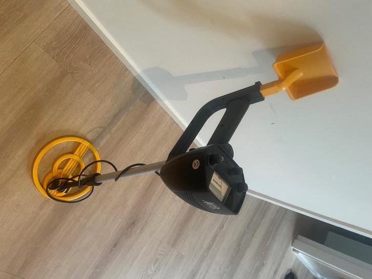Metaaldetector, Hobby en Vrije tijd, Metaaldetectors, Zo goed als nieuw, 30 cm of minder, Overige merken, Discriminatie metaaldetectie