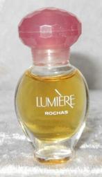 Volle parfum mini - Rochas Lumiere roze, Ophalen of Verzenden, Zo goed als nieuw, Miniatuur, Gevuld