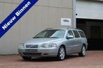Volvo V70 2.5T AUTOMAAT YOUNGTIMER incl. 21% BTW (bj 2006), Auto's, Volvo, Automaat, 1525 kg, Met garantie (alle), Leder en Stof