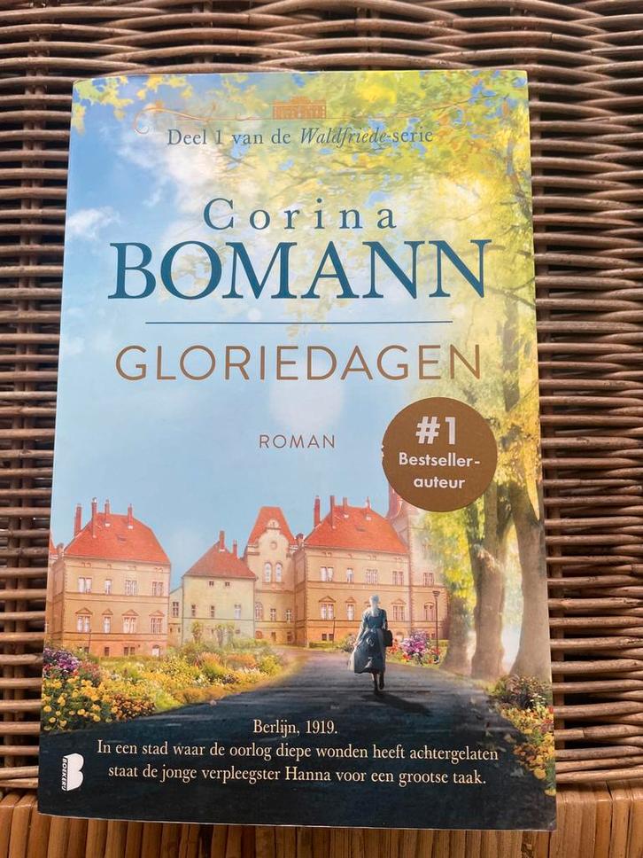 Corina Bomann - Gloriedagen, Boeken, Literatuur, Zo goed als nieuw, Ophalen of Verzenden