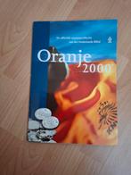 Oranje 2000, Verzamelen, Sportartikelen en Voetbal, Ophalen of Verzenden, Zo goed als nieuw, Overige binnenlandse clubs, Boek of Tijdschrift