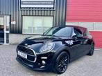 Mini Cooper F56 3 drs 2015 airco 80.000km 6 maanden GARANTIE, Auto's, Mini, Voorwielaandrijving, Stof, Zwart, 102 pk
