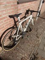 Isaac Meson Dura-ace + Aerobars (PRICE NEGOTIABLE), Fietsen en Brommers, Fietsen | Racefietsen, Carbon, Heren, Meer dan 20 versnellingen
