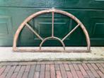 Gietijzer stalraam halve cirkel 1m breed, 53cm hoog, Ophalen, Zo goed als nieuw, Minder dan 80 cm