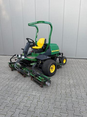 John Deere 7700 Precisioncut Zitmaaier . beschikbaar voor biedingen