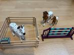 Schleich paarden met wei, Ophalen of Verzenden, Zo goed als nieuw