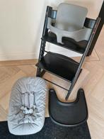 Zwarte stokke tripp trapp + babyset, newborn en blad, Ophalen of Verzenden, Gebruikt, Meegroeistoel, Stoelverkleiner