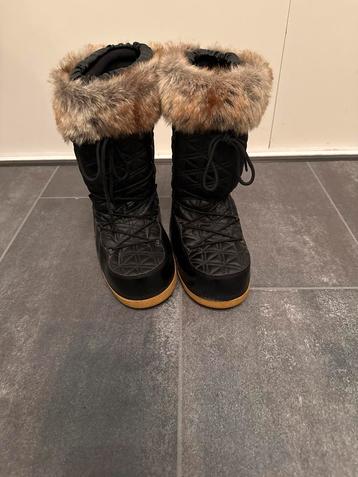 Mooie Dames Moonboots - Perfect voor de Winter! beschikbaar voor biedingen