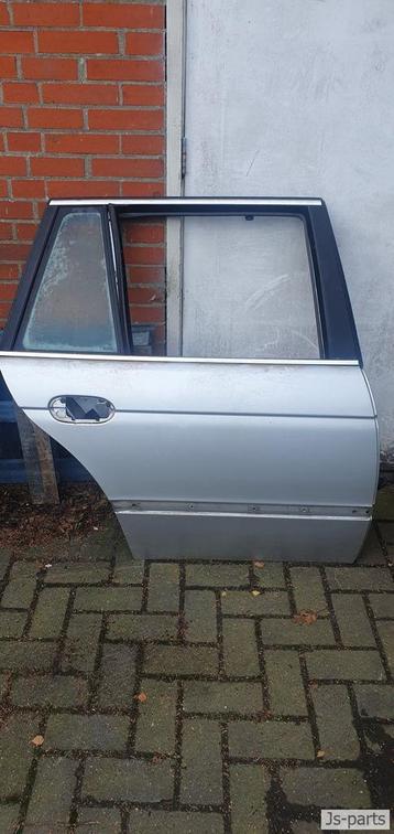 Deur rechts achter BMW 5-serie E39 touring titan silber beschikbaar voor biedingen