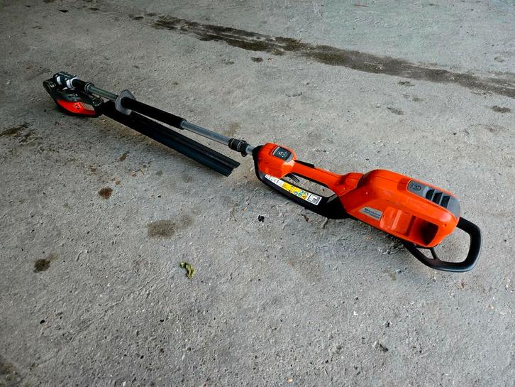 Husqvarna 520iHE3 accu stokheggenschaar | Nette st | Bj.2024, Tuin en Terras, Heggenscharen, Gebruikt, Accu, Ophalen of Verzenden