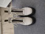 Dr. Martens zo goed als nieuw, wit, plateau! Maat 38, Ophalen of Verzenden, Zo goed als nieuw, Meisje