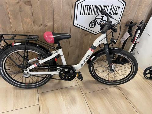 Scool 20 inch 3 versnellingen met handremmen, Fietsen en Brommers, Fietsen | Meisjes, Zo goed als nieuw, 26 inch of meer, Versnellingen