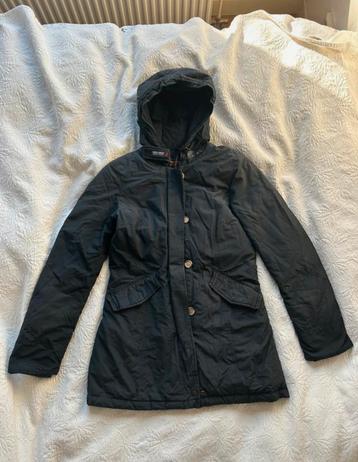 Woolrich gewatteerde winter jas capuchon beschikbaar voor biedingen