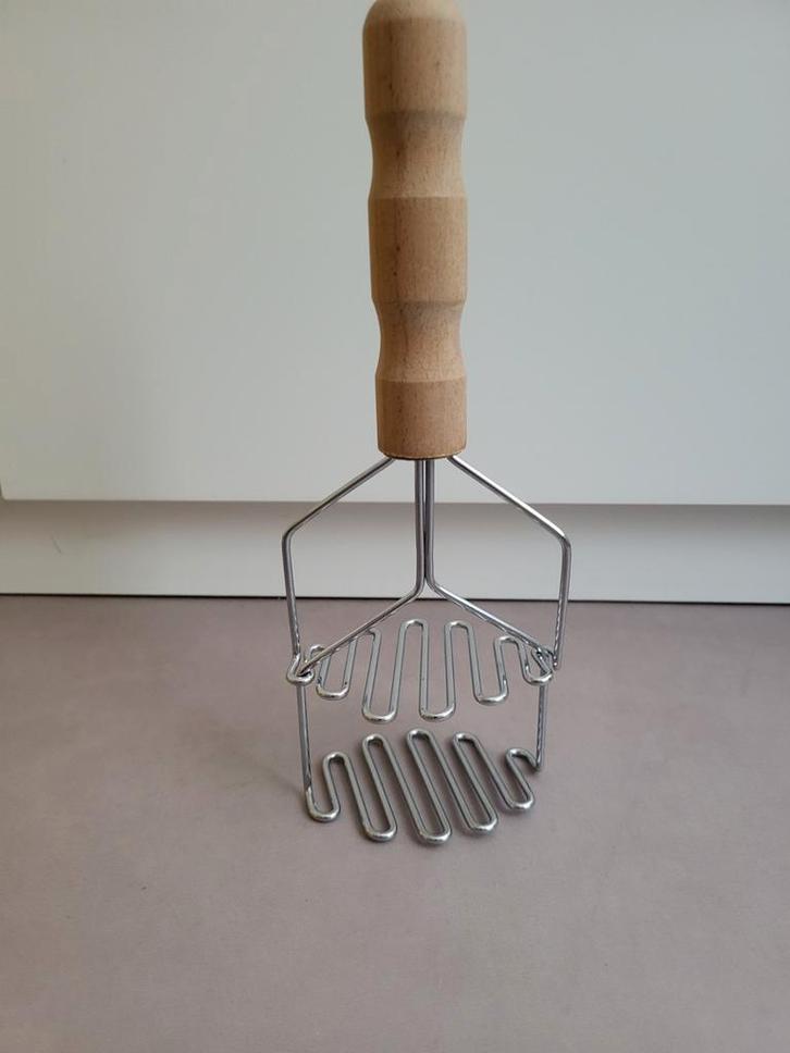 Stamper met houten handvat, Huis en Inrichting, Keuken | Keukenbenodigdheden, Zo goed als nieuw, Ophalen of Verzenden