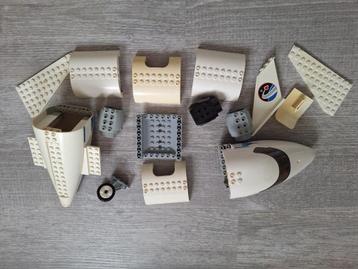 Lego vliegtuigonderdelen, los, verschillende series beschikbaar voor biedingen