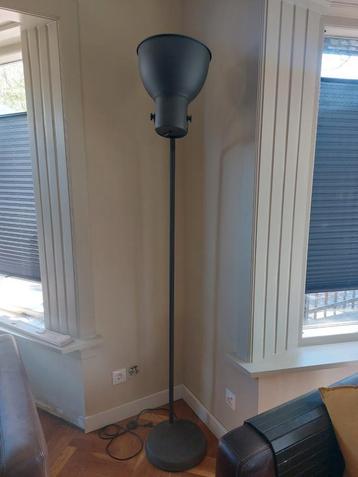 Vloerlamp industrieel hektar Ikea beschikbaar voor biedingen