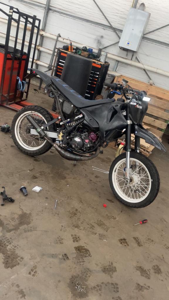 Schakelbrommers / crossbrommer am6, Fietsen en Brommers, Brommers | Crossbrommers, Zo goed als nieuw, Overige merken, Ophalen