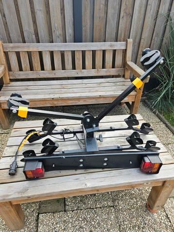 Fietsendrager voor 2 fietsen beschikbaar voor biedingen