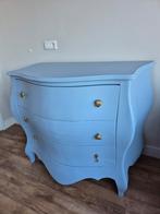 Kommode / Kast met gouden ladeknoppen, Ophalen