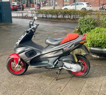 Gilera Runner SP Pro 2005 (geen 125/180cc) beschikbaar voor biedingen