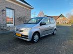 Daihatsu Cuore 1.0 Osaka 3D 2007 Grijs, Auto's, Daihatsu, Voorwielaandrijving, 600 kg, 18 €/maand, Cuore