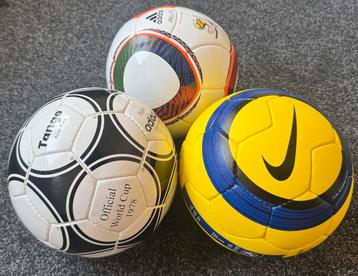 Adidas Jabulani, Adidas Tango, Nike T90 aerow beschikbaar voor biedingen