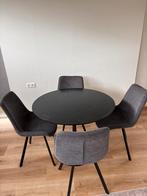 Gratis af te halen, eettafel met 4 draaibare stoelen., Huis en Inrichting, Tafels | Eettafels, Ophalen, Gebruikt, Rond, 100 tot 150 cm