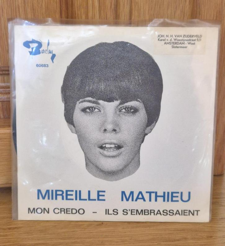 Mireille Mathieu ‎– Mon Credo / Ils S'Embrassaient - Single, Cd's en Dvd's, Vinyl Singles, Gebruikt, Single, Wereldmuziek, 7 inch