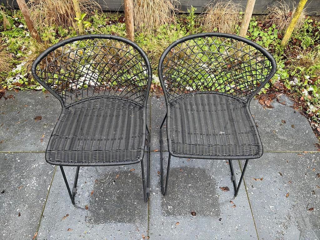 Zwarte stoelen, Kunststof, Twee, Zwart, Ophalen of Verzenden