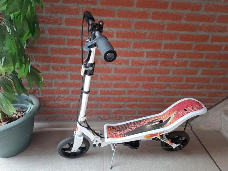 Space Scooter - Witte uitvoering., Fietsen en Brommers, Steps, Gebruikt, Kickbike, Ophalen