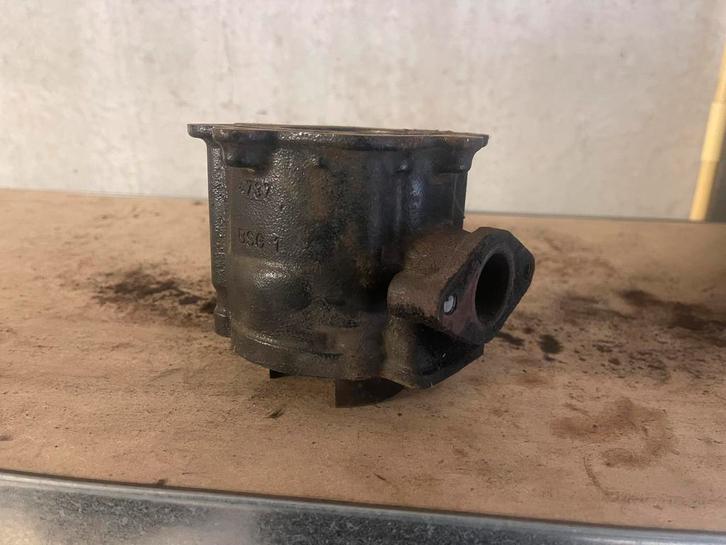 Lc 125cc 2t cilinder runner hexa, Antiek en Kunst, Curiosa en Brocante, Ophalen of Verzenden