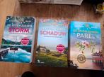 Zeven zussen Storm Schaduw en Parel lucinda Riley, Boeken, Ophalen of Verzenden, Gelezen