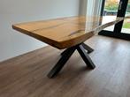 Houten eettafel met stalen onderstel, Huis en Inrichting, Tafels | Eettafels, Gebruikt, 50 tot 100 cm, Vijf personen of meer, 150 tot 200 cm