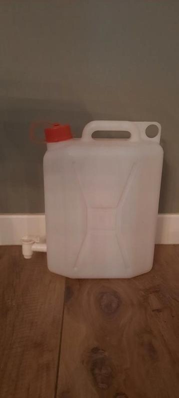Jerrycan 10 liter beschikbaar voor biedingen