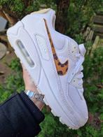 Nike Air Max 90 AX Leopard White maat 40, Kleding | Dames, Schoenen, Ophalen of Verzenden, Wit, Zo goed als nieuw, Sneakers of Gympen