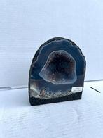 Amethist geode - 2.80kg, Verzamelen, Mineralen en Fossielen, Ophalen of Verzenden, Mineraal