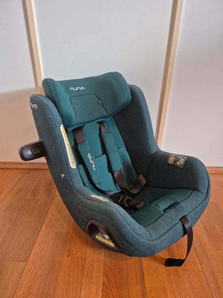 Nuna Todl Next + 360 Base + Verkleinkussens, Kinderen en Baby's, Autostoeltjes, Zo goed als nieuw, Overige merken, 0 t/m 18 kg