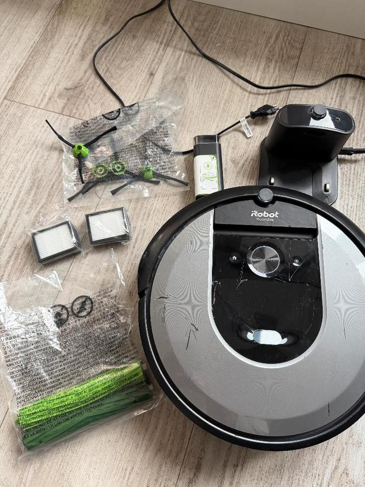 iRobot Roomba i7, Witgoed en Apparatuur, Stofzuigers, Niet werkend, Robotstofzuiger, Reservoir, Ophalen of Verzenden