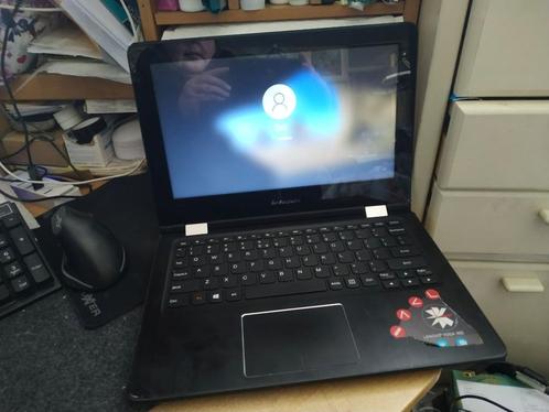 Lenovo Yoga 300 Hybride Laptop RAM 4GB SSD 250GB, Computers en Software, Windows Laptops, Gebruikt, 14 inch, SSD, 2 tot 3 Ghz