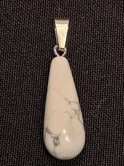 druppelhanger edel / natuursteen Howliet, Sieraden, Tassen en Uiterlijk, Kettinghangers, Nieuw, Steen of Mineraal, Ophalen of Verzenden