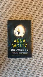 Anna Woltz - De tunnel, Ophalen, Anna Woltz