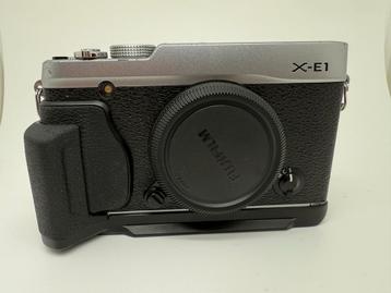 Fujifilm X-E1 Systeemcamera met Grip beschikbaar voor biedingen